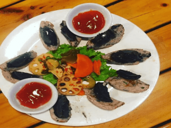 Chả cá tháng lác bọc trứng bắp thảo