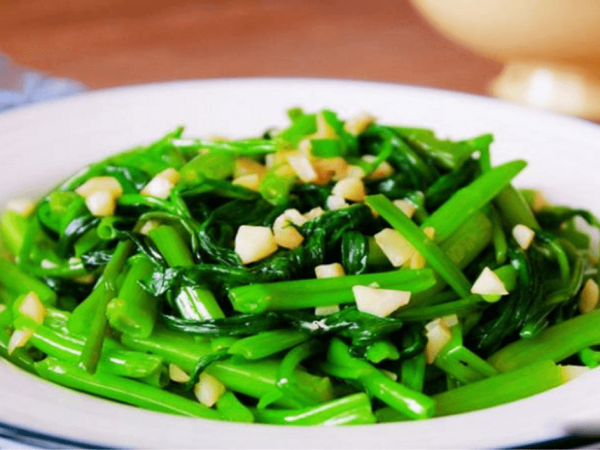 Rau muống xào tỏi