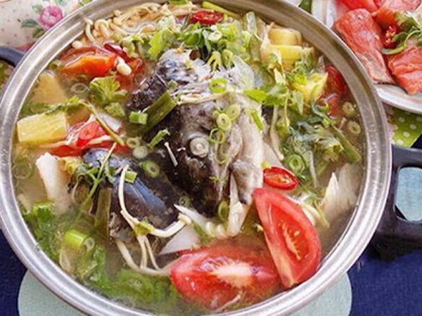 Lẩu Vây cá hồi